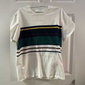 Mens American Eagle short sleeve T-shirt. Size Medium